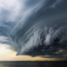 Novas projeções climáticas indicam a possibilidade de um El Niño histórico em 2026. Especialistas alertam para riscos de secas, enchentes e eventos extremos em escala global.