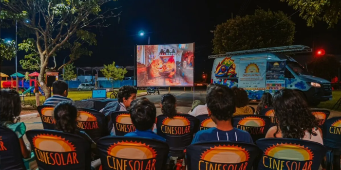 Quissamã recebe a 6ª edição do CineSolarzinho, projeto de cinema itinerante movido a energia solar com entrada gratuita e programação para toda a família.