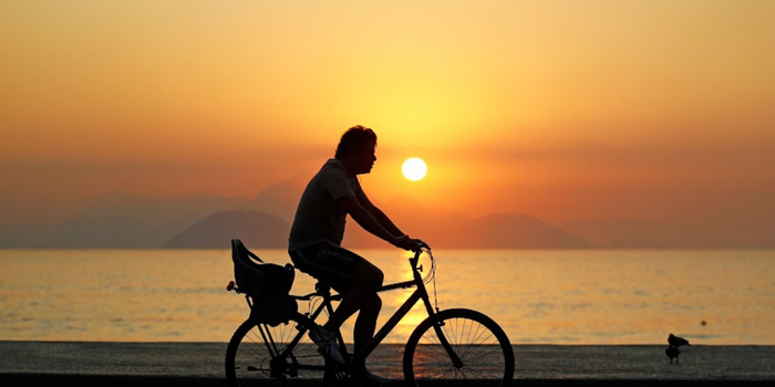 Projetos discutidos no Rio de Janeiro visam integrar bicicletas ao transporte público e tornar os deslocamentos mais eficientes e sustentáveis.