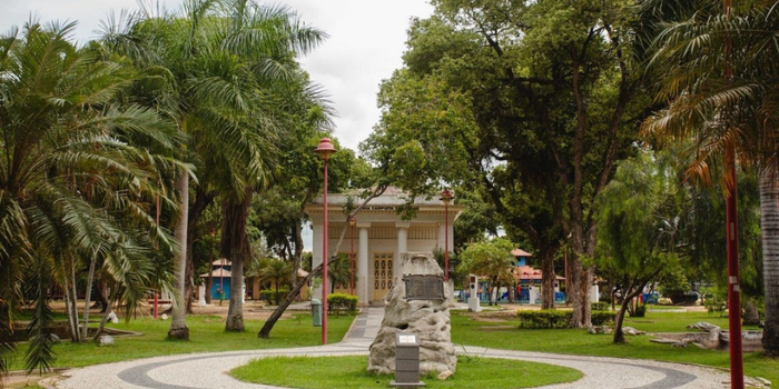 Jardim São Benedito funcionará normalmente durante o feriado de Corpus Christi em Campos. Espaço contará com segurança, manutenção e opções de lazer para toda a família.