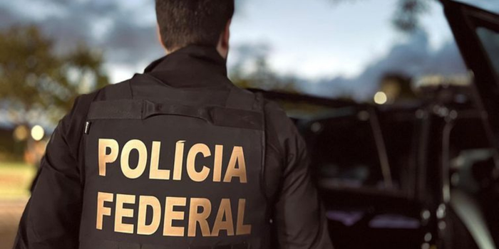 Esquema de alvarás falsos termina com casal preso no RJ
