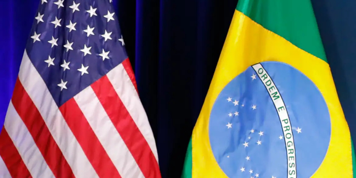 Brasil negocia com os Estados Unidos para evitar tarifa adicional de 25% sobre produtos brasileiros. Governo rejeita críticas ao Pix e tenta limitar debate ao campo comercial.