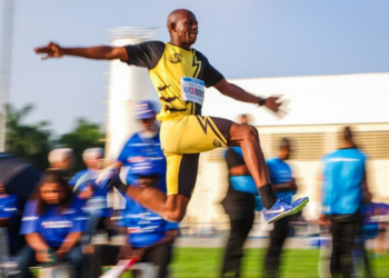 Guarda civil de Cabo Frio conquista ouro e bronze no Estadual Master de Atletismo.