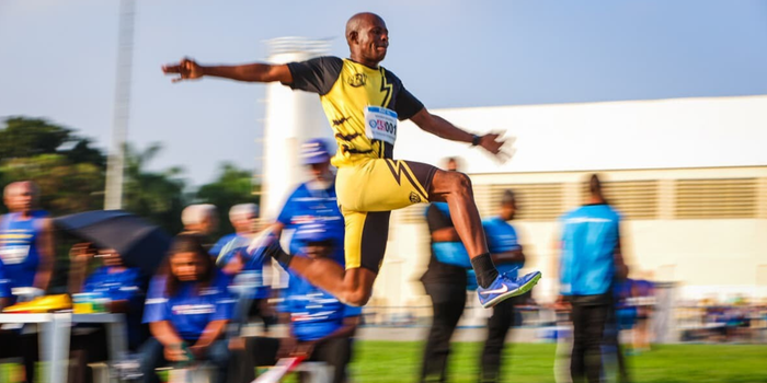 Guarda civil de Cabo Frio conquista ouro e bronze no Estadual Master de Atletismo.