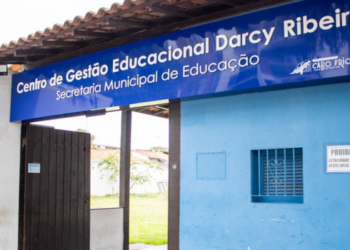 Cabo Frio convoca aprovados para auxiliar de classe escolherem local de atuação
