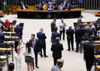 PL altera Código Civil e inclui parentes colaterais até o quarto grau