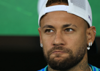 Neymar deve desfalcar o Brasil na estreia da Copa do Mundo contra Marrocos. Atacante segue em tratamento de lesão na panturrilha direita e pode voltar contra o Haiti.