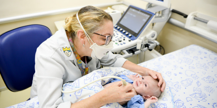 Conheça sinais de alerta da cardiopatia congênita em bebês e crianças e entenda a importância do diagnóstico precoce.