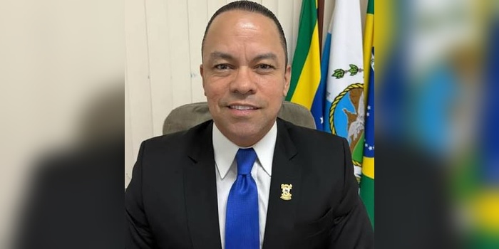 Presença de Anderson de Matos com Eduardo Paes expõe articulações no Norte Fluminense