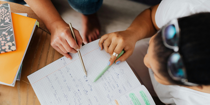 Estudantes têm até 5 de junho para confirmar inscrição no Enem 2026. Provas ocorrem nos dias 8 e 15 de novembro.