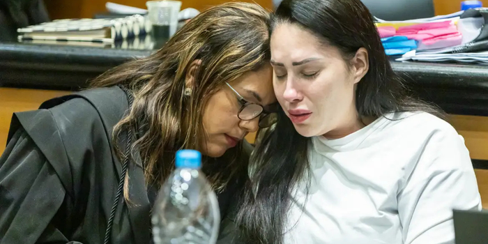 Monique Medeiros deixa presídio no Rio após receber perdão judicial no caso Henry Borel. Ministério Público anuncia recurso contra a decisão do Tribunal do Júri.