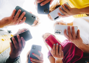 O Canadá apresentou um projeto de lei que pode restringir o acesso de menores de 16 anos a redes sociais como Instagram e Snapchat. Medida amplia debate sobre segurança digital e saúde mental.