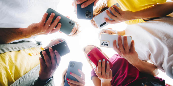 O Canadá apresentou um projeto de lei que pode restringir o acesso de menores de 16 anos a redes sociais como Instagram e Snapchat. Medida amplia debate sobre segurança digital e saúde mental.