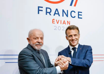 Lula começa participação no G7 com encontros bilaterais na França e na Suíça. Defesa, comércio, inteligência artificial e cooperação internacional estiveram entre os temas debatidos.
