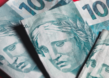 Tesouro Nacional informa que União desembolsou R$ 834,8 milhões em maio para cobrir dívidas de estados e municípios. Total em 2026 já chega a R$ 2,2 bilhões.