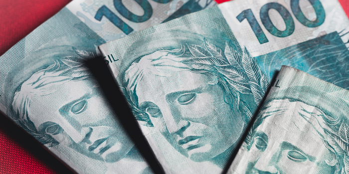 Tesouro Nacional informa que União desembolsou R$ 834,8 milhões em maio para cobrir dívidas de estados e municípios. Total em 2026 já chega a R$ 2,2 bilhões.