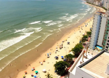 Autoridades intensificam fiscalização sobre imóveis de temporada usados em possíveis esquemas de lavagem de dinheiro ligados ao crime organizado no Brasil.