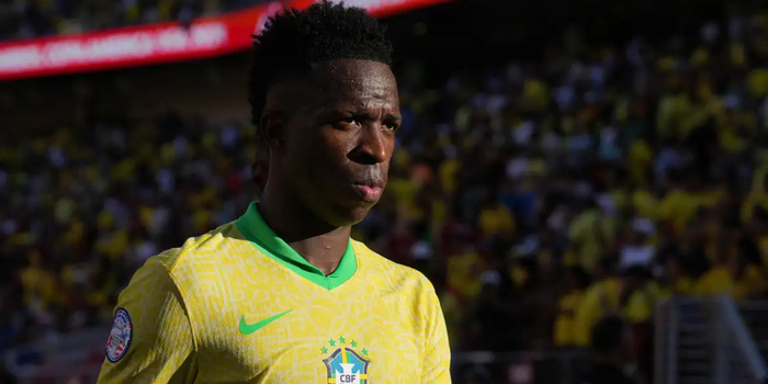 Jogadores como Vinícius Júnior, Messi e Mbappé se destacam na Copa de 2026 com sequência de gols, em um dos feitos mais raros da história do futebol.