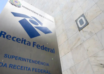 Receita Federal lança página sobre devedor contumaz, explicando critérios de enquadramento, valores mínimos de dívida e impactos legais para contribuintes inadimplentes.
