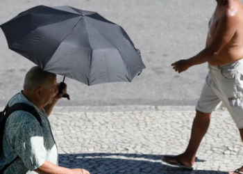 O Ministério da Saúde lançou um plano de R$ 9,8 bilhões para fortalecer o SUS diante das mudanças climáticas, com ações de prevenção, monitoramento e resposta a eventos extremos até 2035.