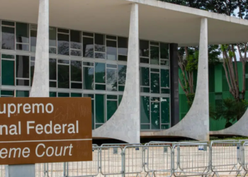 STF registra 4 votos para liberar pagamento retroativo de penduricalhos a juízes, procuradores e promotores. Julgamento virtual termina na segunda-feira.