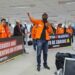 Trabalhadores do Sistema Petrobras realizaram ato no Heliporto do Farol, em Campos, por avanços nas negociações.