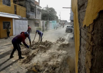 EUA flexibilizam sanções à Venezuela para permitir ajuda humanitária após terremotos.