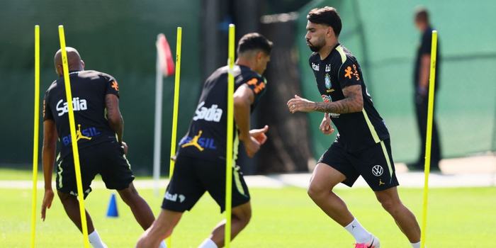 Seleção Brasileira se reapresenta em Morristown para duelo contra o Haiti pela Copa do Mundo. Neymar segue fora dos treinos e passa por nova avaliação