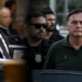Defesa de Bolsonaro informou ao STF que uma pistola está com a Polícia Civil do DF e uma espingarda segue em importadora no RS.