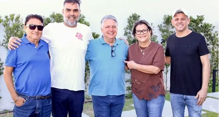 Francimara muda de lado, declara apoio a Garotinho e acirra disputa com Yara em São Francisco