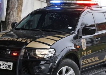 Operação Arena prende sócio da Pixbet e cumpre mandados na Paraíba. Investigação apura movimentações financeiras e evasão de divisas.