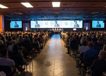 AIDS 2026 apresenta novos casos de remissão do HIV, redução das mortes e pesquisas sobre medicamentos de prevenção de longa duração.
