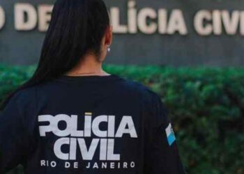 Polícia investiga grupo suspeito de roubar remédios contra o câncer e movimentar R$ 33 milhões por meio de empresas de fachada.