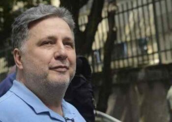 TRE-RJ impede Garotinho de usar fundo eleitoral e horário gratuito, mas candidato continua na disputa pelo governo do Rio.
