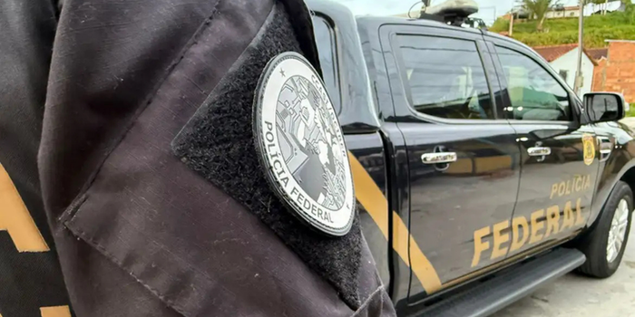 Operação Fugazi investiga grupo suspeito de oferecer cartão consignado que funcionava como empréstimo com juros altos e dívida difícil de quitar.