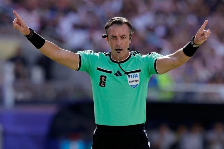 Crítica de Trump a Raphael Claus gera reação da CBF e debate sobre interferência política na Copa do Mundo.