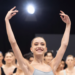 Pietra Rêgo, de 15 anos, recebe bolsa do Prix de Lausanne e seguirá sua formação na Royal Ballet Upper School, em Londres.