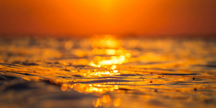 Temperatura dos oceanos bate novo recorde histórico, segundo o Copernicus. Cientistas alertam para impactos das mudanças climáticas, do El Niño e do aquecimento global.