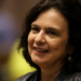 Ex-ministra Nísia Trindade lança livro sobre a pandemia de covid-19, com bastidores da gestão da crise sanitária, e participa da abertura de exposição no Rio de Janeiro.