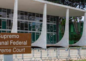 STF derruba trecho da Lei de Improbidade Administrativa que reduzia prazo de prescrição para 4 anos. Decisão foi motivada por risco de perda de processos antes da conclusão.
