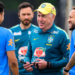 Lucas Paquetá sofre lesão na coxa e pode desfalcar o Brasil na Copa do Mundo. Ancelotti avalia mudanças táticas para enfrentar a Noruega nas oitavas.