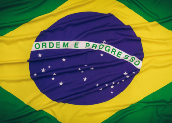 Governo brasileiro reage a sanções dos EUA contra suspeitos de ligação com o PCC, defende soberania nacional e anuncia reforço no combate ao crime organizado com novo escritório antifacção.