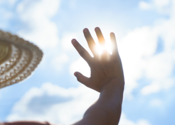 Cinco estados terão forte elevação das temperaturas no fim de agosto, com máximas que podem chegar a 42°C em áreas do Centro-Oeste.