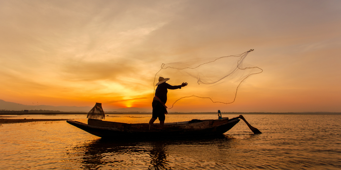 INSS libera R$ 874,5 milhões do Seguro-Defeso para 149,5 mil pescadores artesanais. Pagamentos começam na segunda-feira (7).