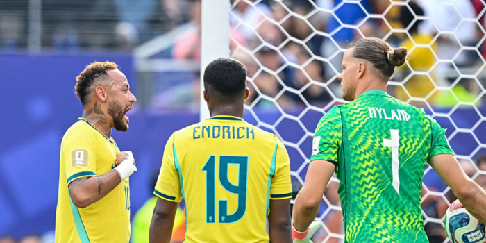 Neymar trocou provocações com o goleiro Orjan Nyland antes de converter um pênalti contra a Noruega. Apesar do gol, o Brasil foi eliminado da Copa do Mundo de 2026.