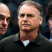 Defesa de Jair Bolsonaro solicita ao STF autorização para que Javier Milei visite o ex-presidente em Brasília durante o cumprimento da prisão domiciliar.