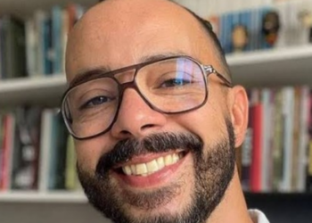 João Sanches, dramaturgo, diretor teatral e professor da UFBA, morreu aos 47 anos. Artista conquistou três Prêmios Braskem de Teatro.
