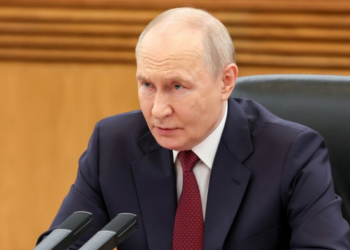 Vladimir Putin afirma que a dissolução da União Soviética rompeu a ordem internacional do pós-guerra e critica ações ocidentais contrárias à Carta da ONU.