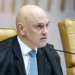 Moraes concede regime semiaberto a Débora do Batom e reconhece 212 dias de remição; ela continuará cumprindo pena em prisão domiciliar.