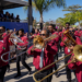 Macaé comemora 213 anos com desfile cívico-militar na Imbetiba, reunindo escolas, bandas, forças de segurança, cultura e serviços públicos.